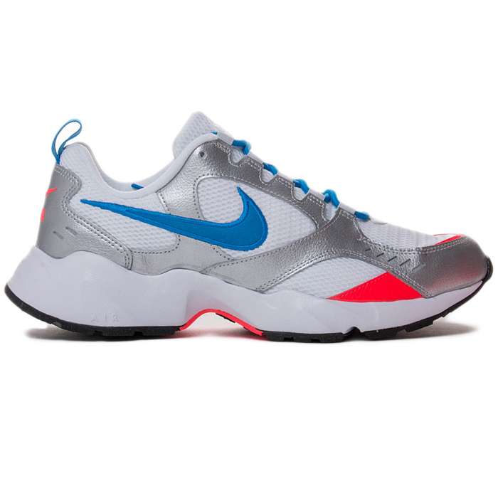 Кроссовки Nike Heights AT4522-102
